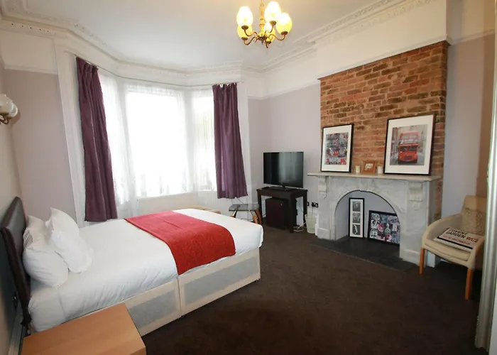 Manor House London