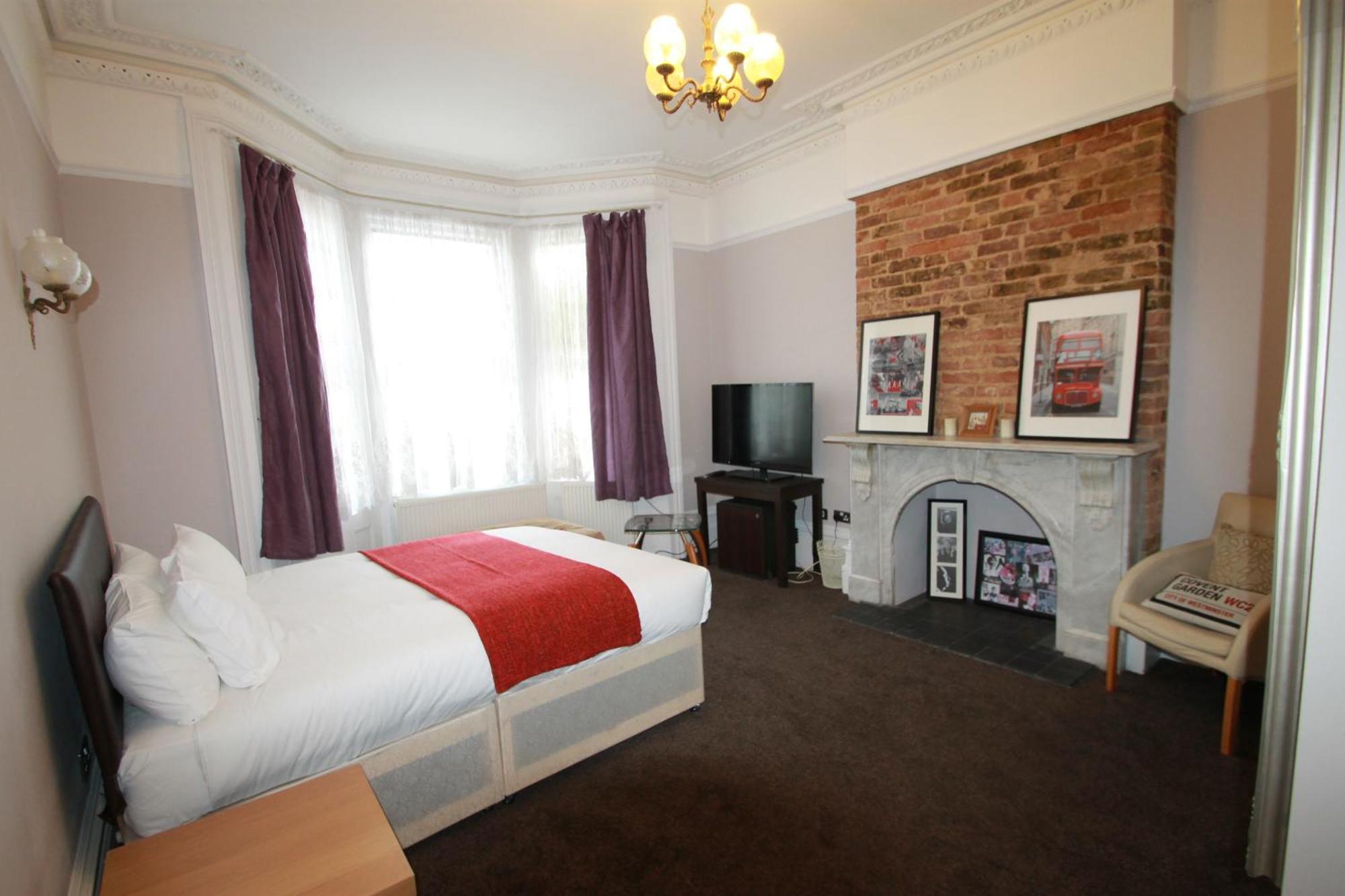Hotel Manor House London