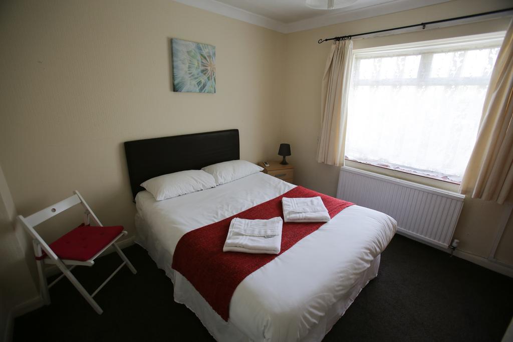 Manor House London 2* Woodford