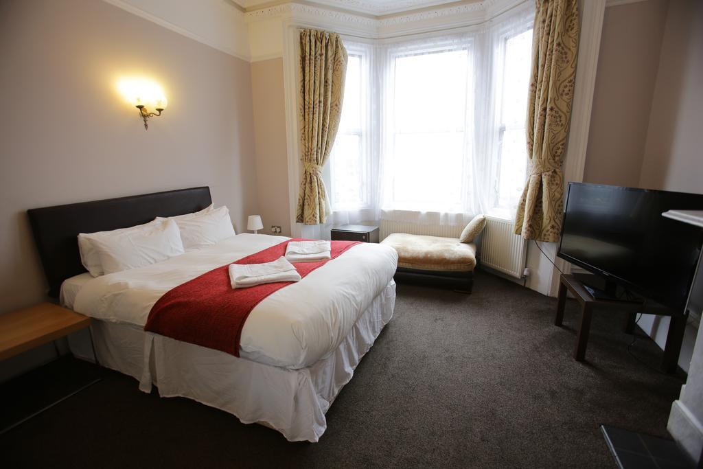 Manor House London Woodford