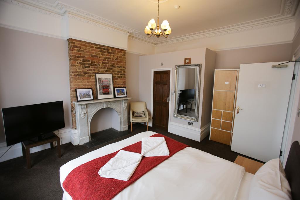 Hotel Manor House London