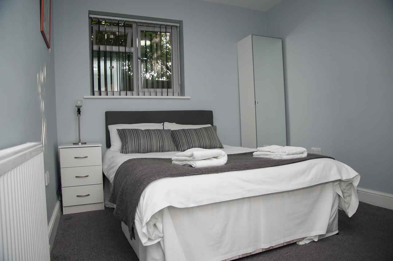 Manor House London 2*